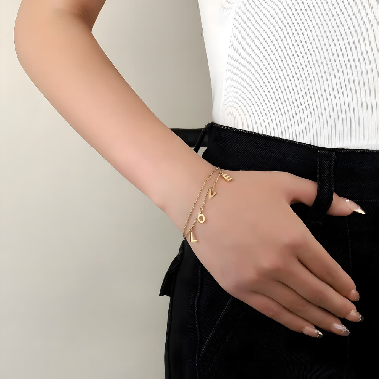 LOVE Heart Gold Bracelet by Gleamy