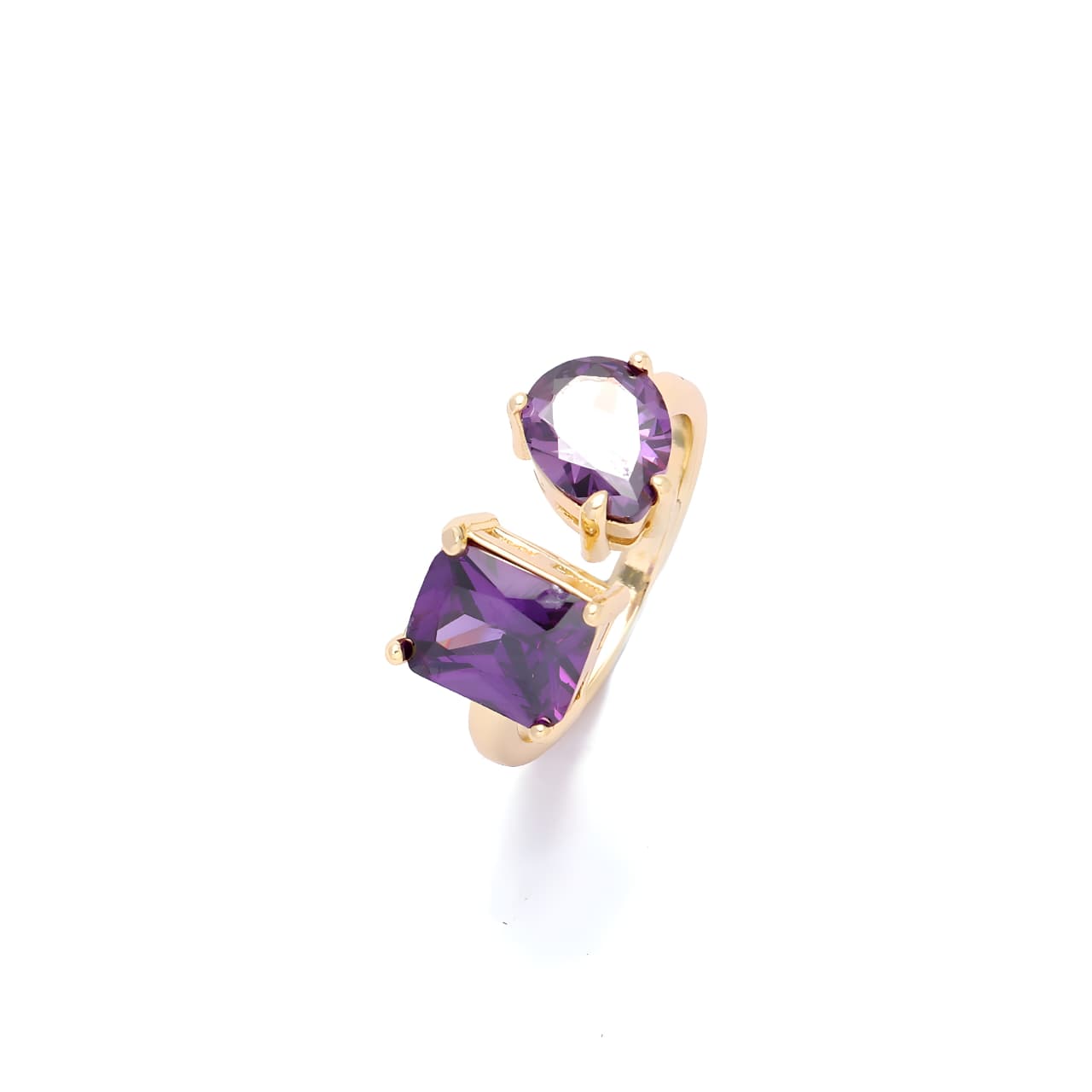 Plum Bliss Toi-et-Moi Ring by Gleamy