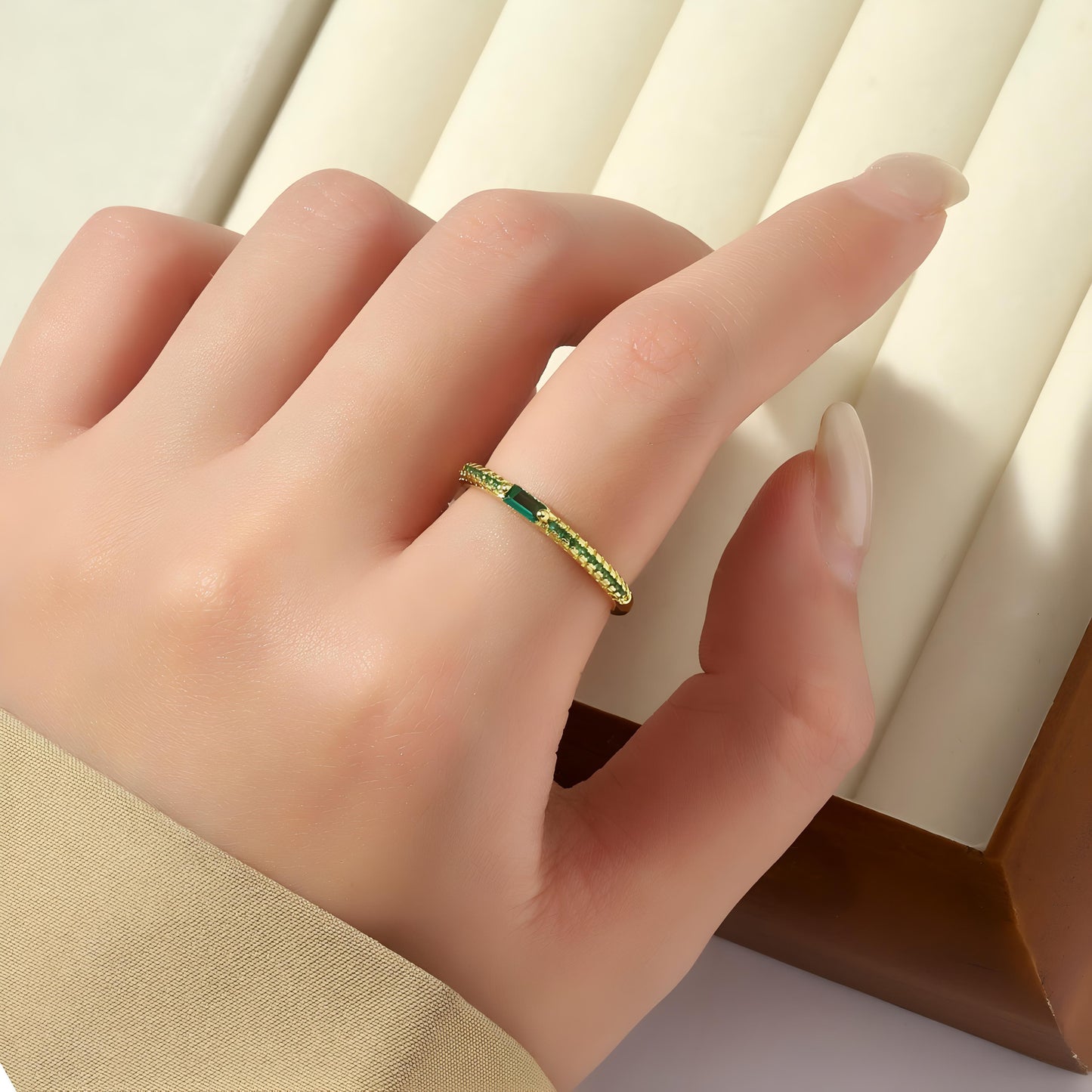 Chroma Sparkle Ring - White by GLEAMY