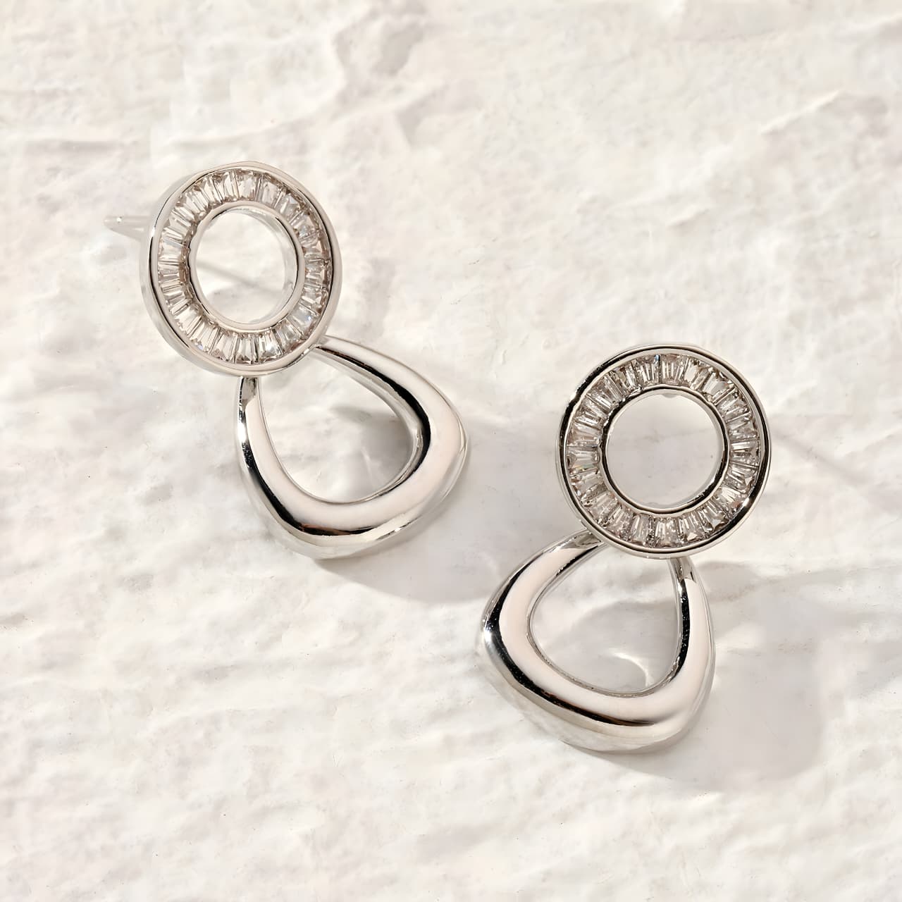 Yume Crystal Round Silver Earring by Gleamy