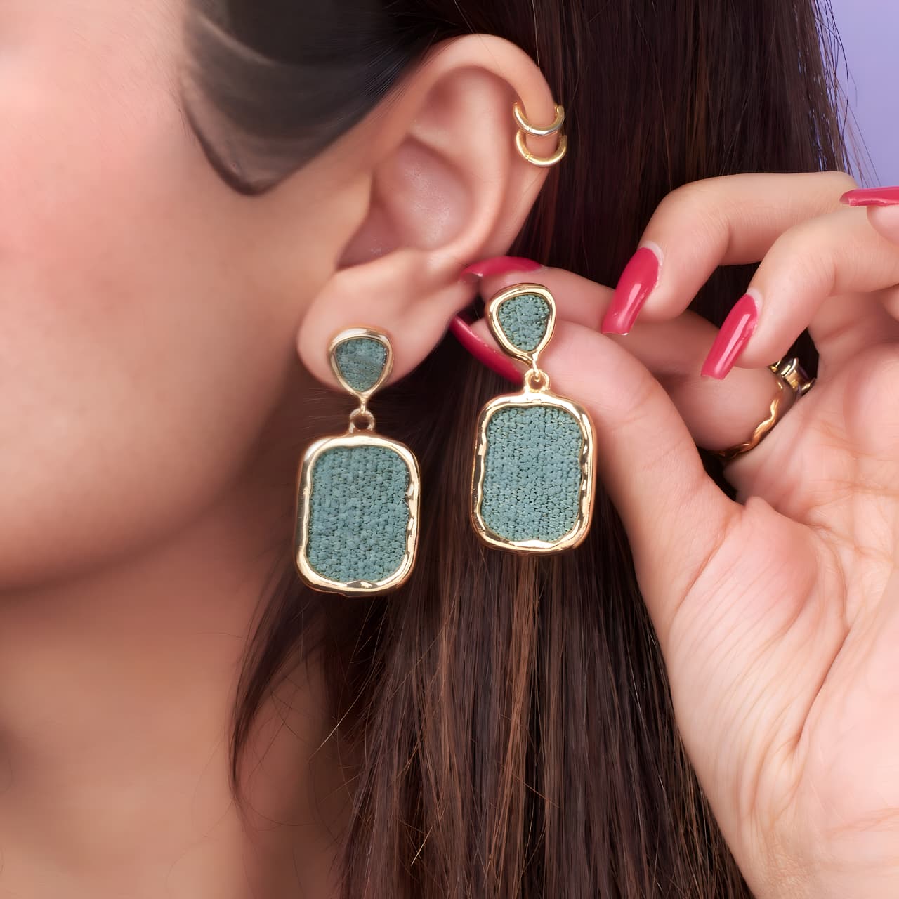 Ritzy Black Luxury Gold Earring by Gleamy