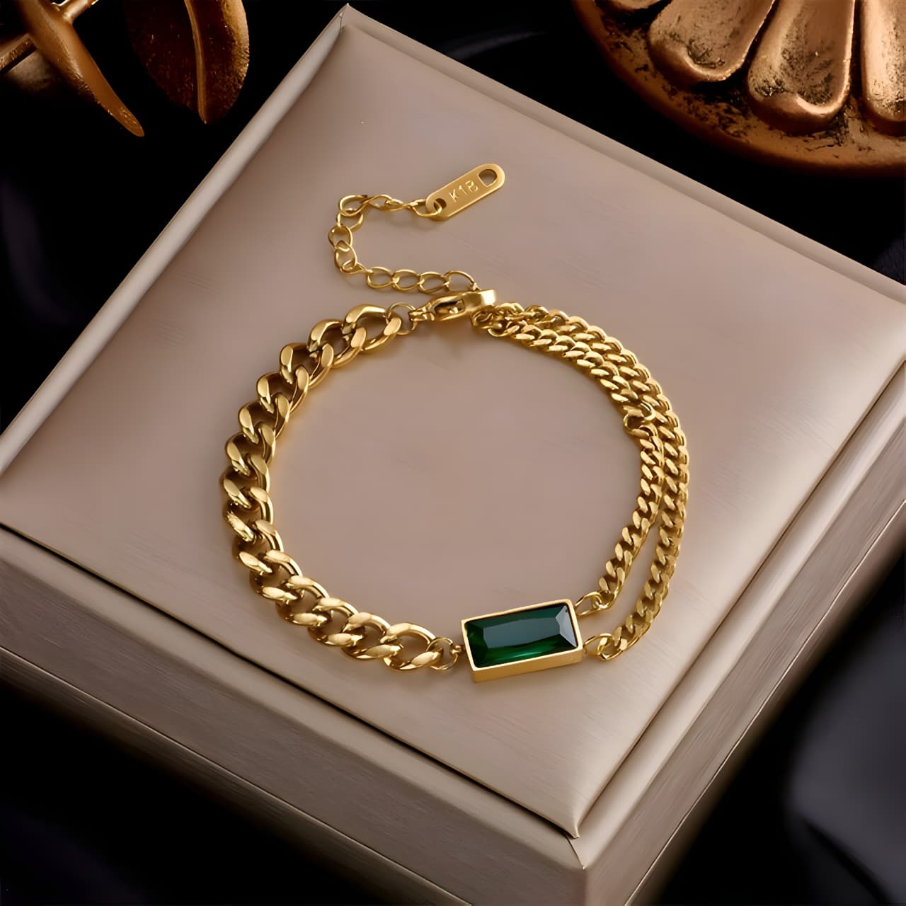 Lustrous Emerald Bracelet and Necklace Set by Gleamy