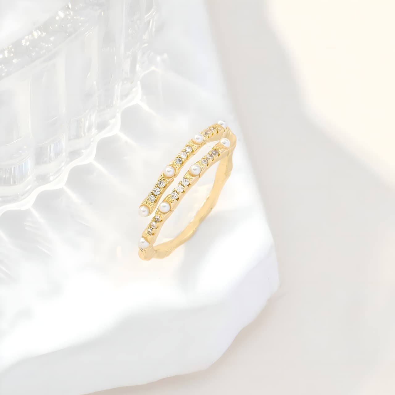 Golden Shiny Sparkle rIng by Gleamy