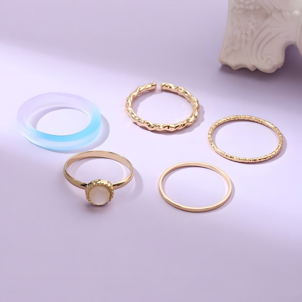 Set Of 6 Golden Sage Rings by Gleamy