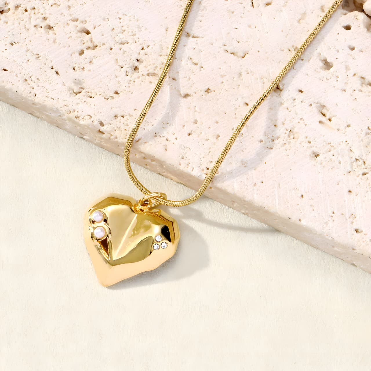 Heart Golden Necklace by Gleamy