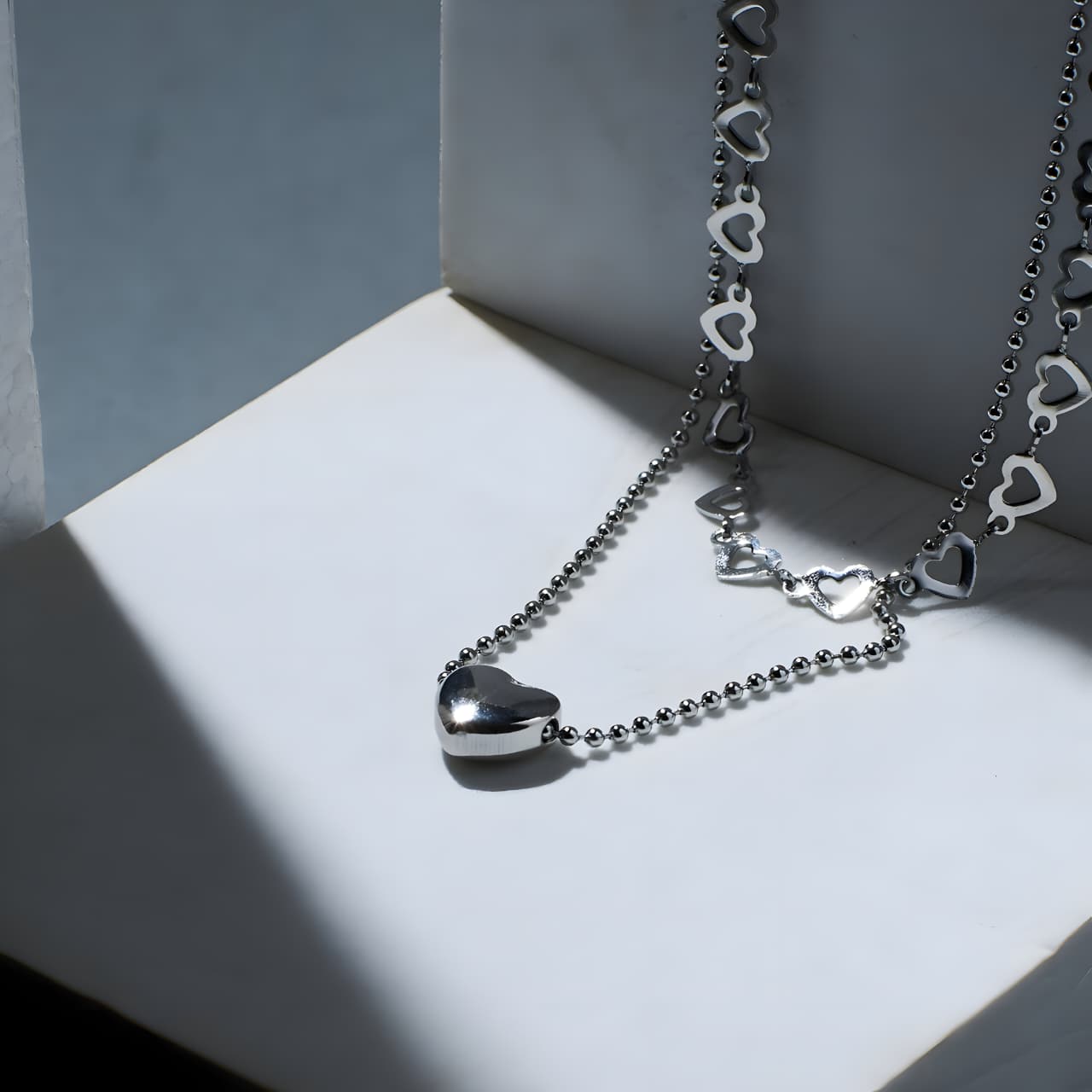 Falling In Love Silver Necklace by Gleamy