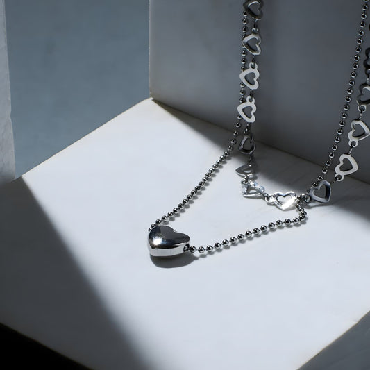 Falling In Love Silver Necklace by Gleamy