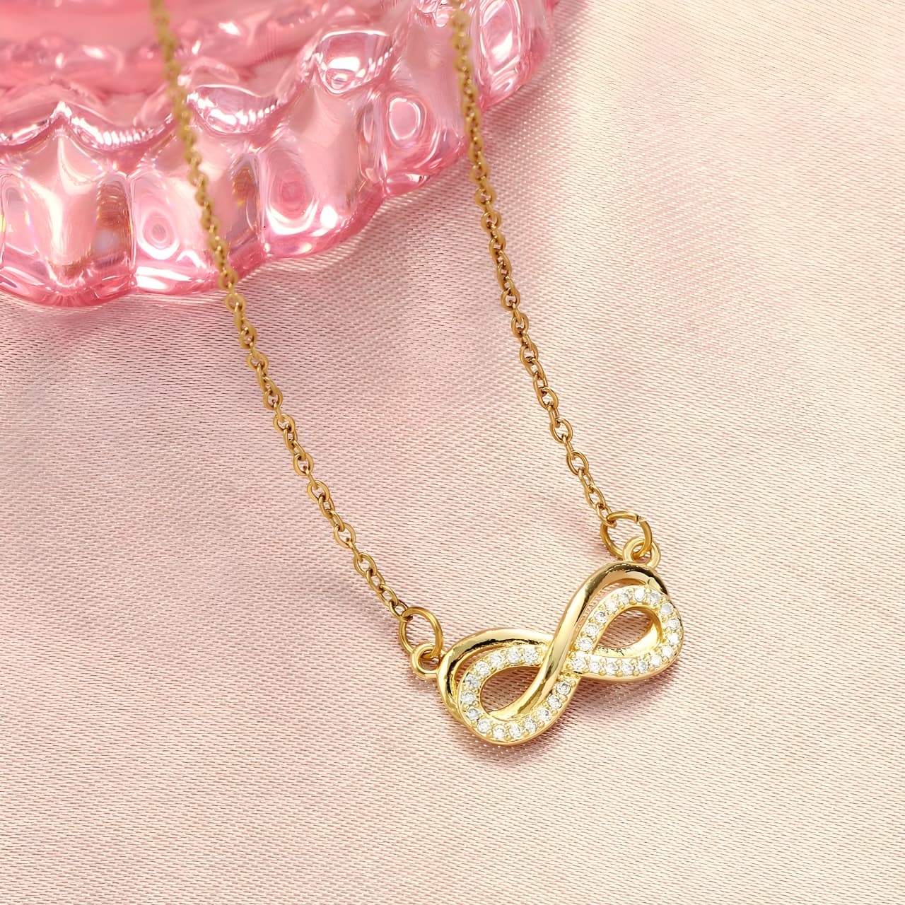 Endless Infinity Necklace by Gleamy