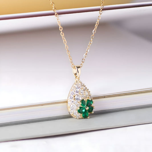 GulPanna Necklace by Gleamy