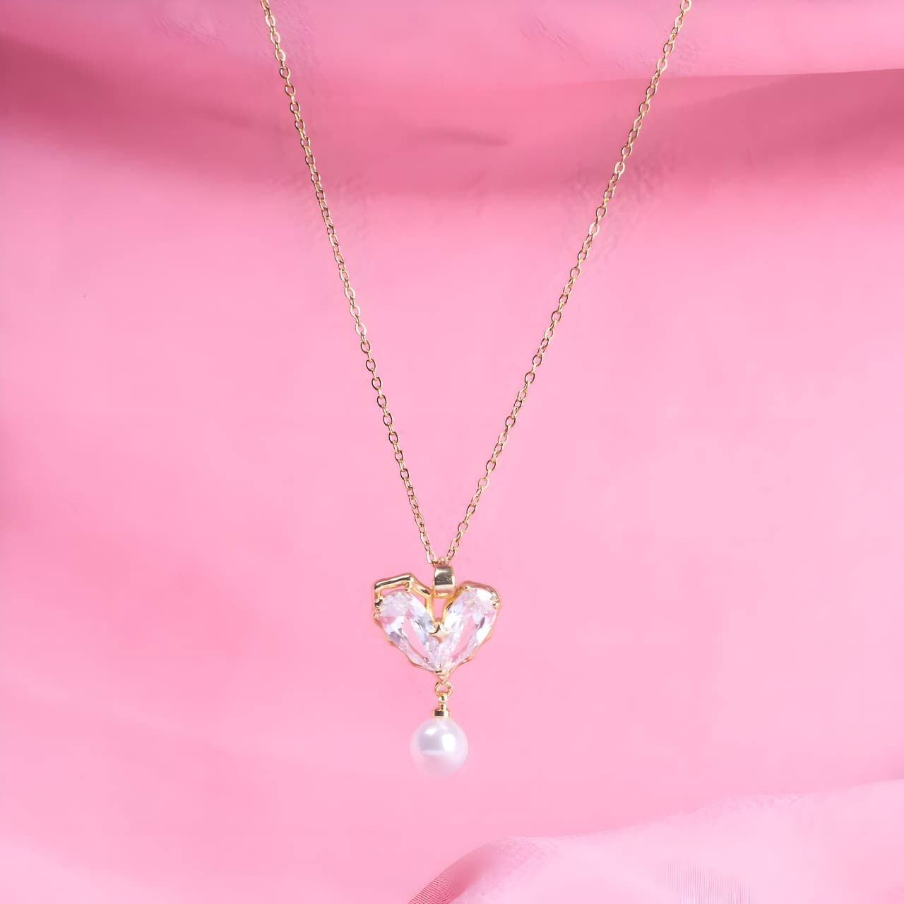 Charming Stone Heart Pearl Necklace by Gleamy