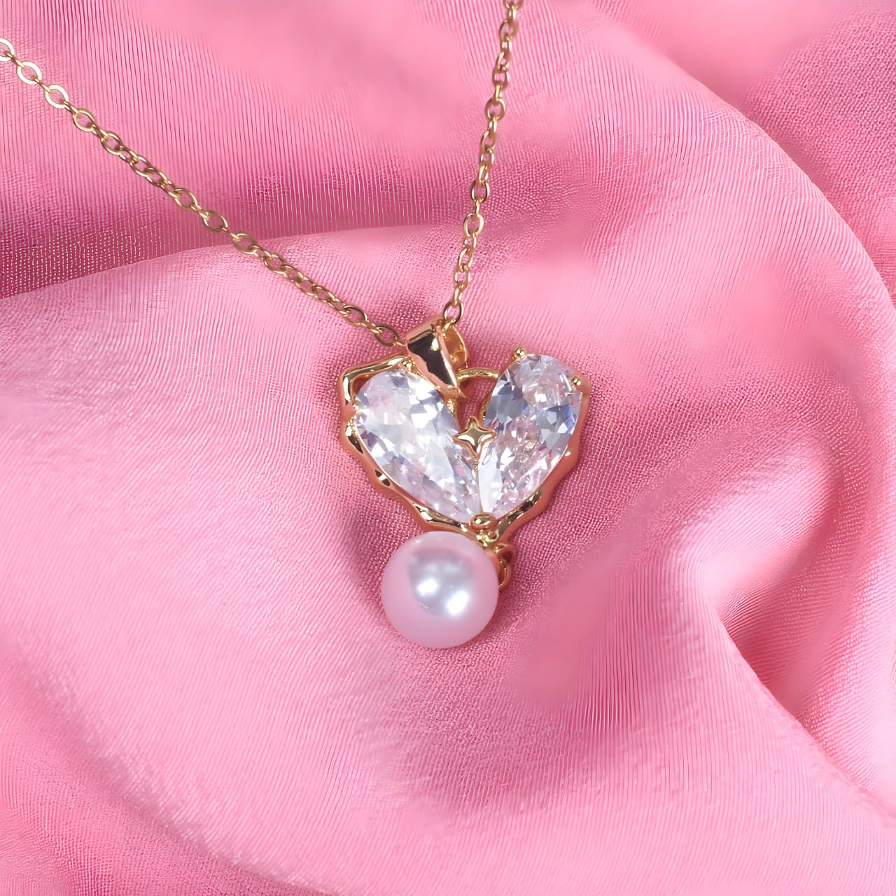 Charming Stone Heart Pearl Necklace by Gleamy
