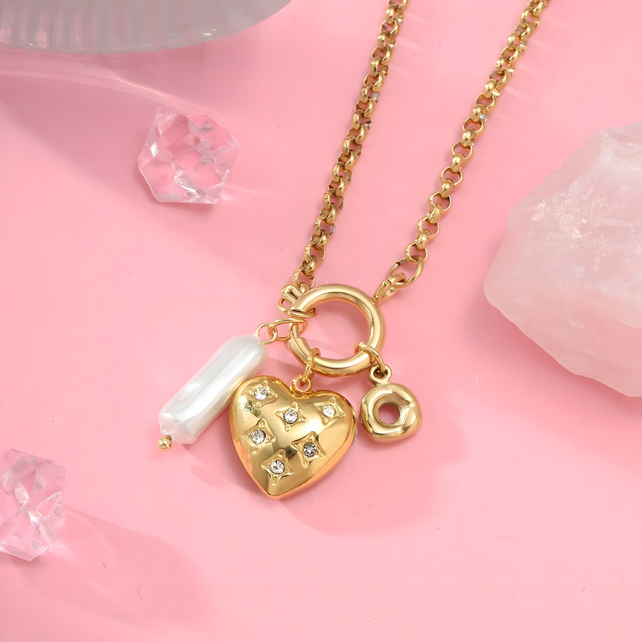 Diamond & Pearl Romance Necklace by Gleamy