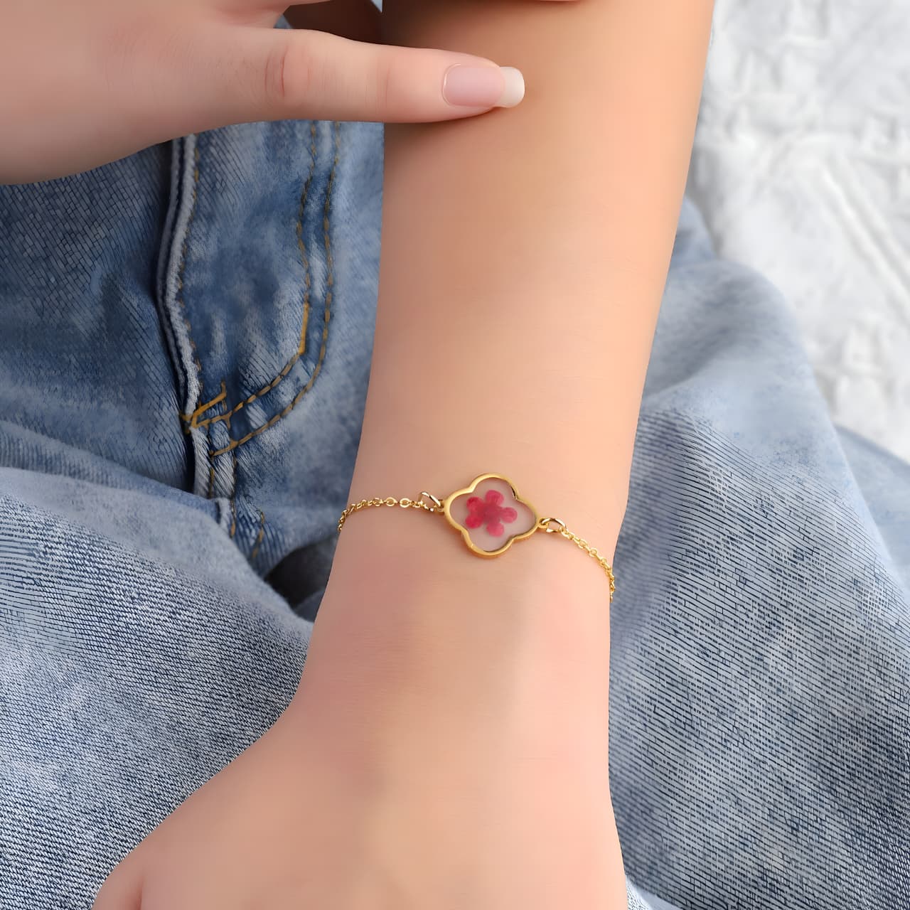 Tranquil Resin Gold Bracelet by Gleamy