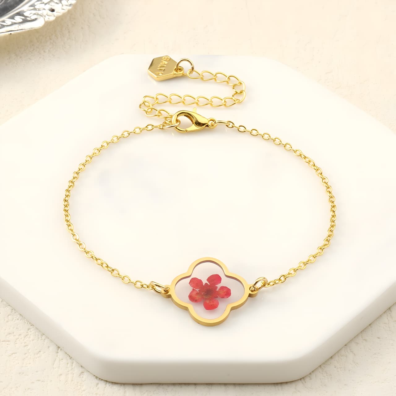 Tranquil Resin Gold Bracelet by Gleamy