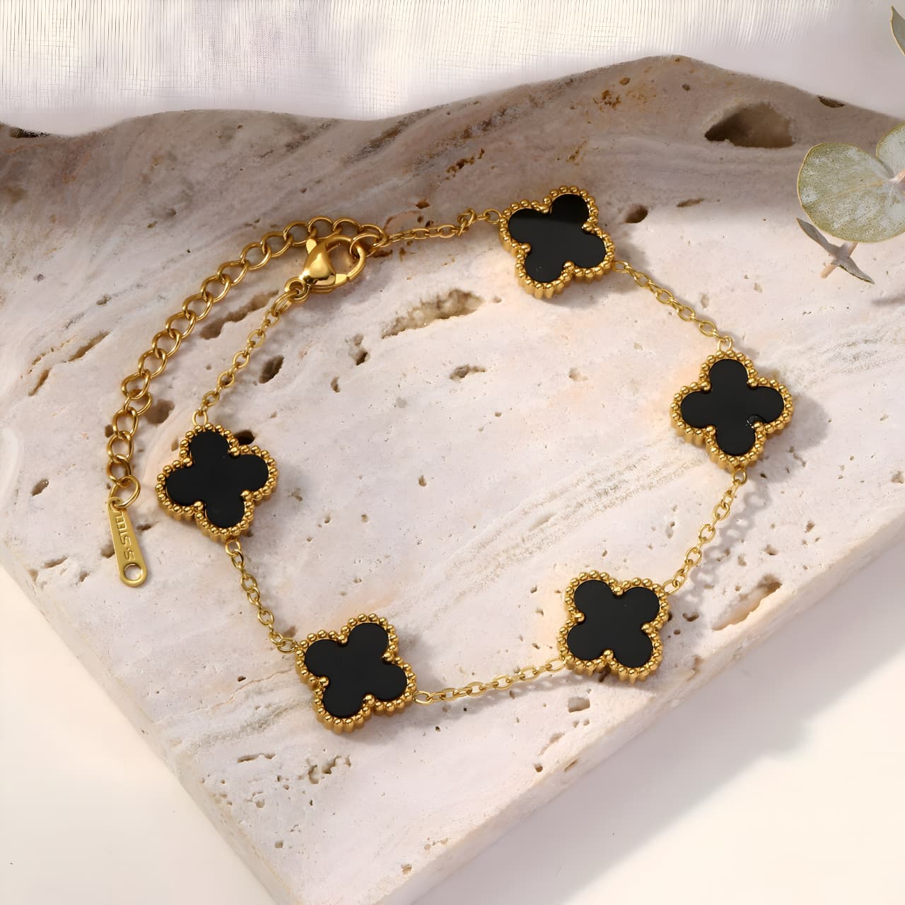 Moorish Black Bracelet by Gleamy